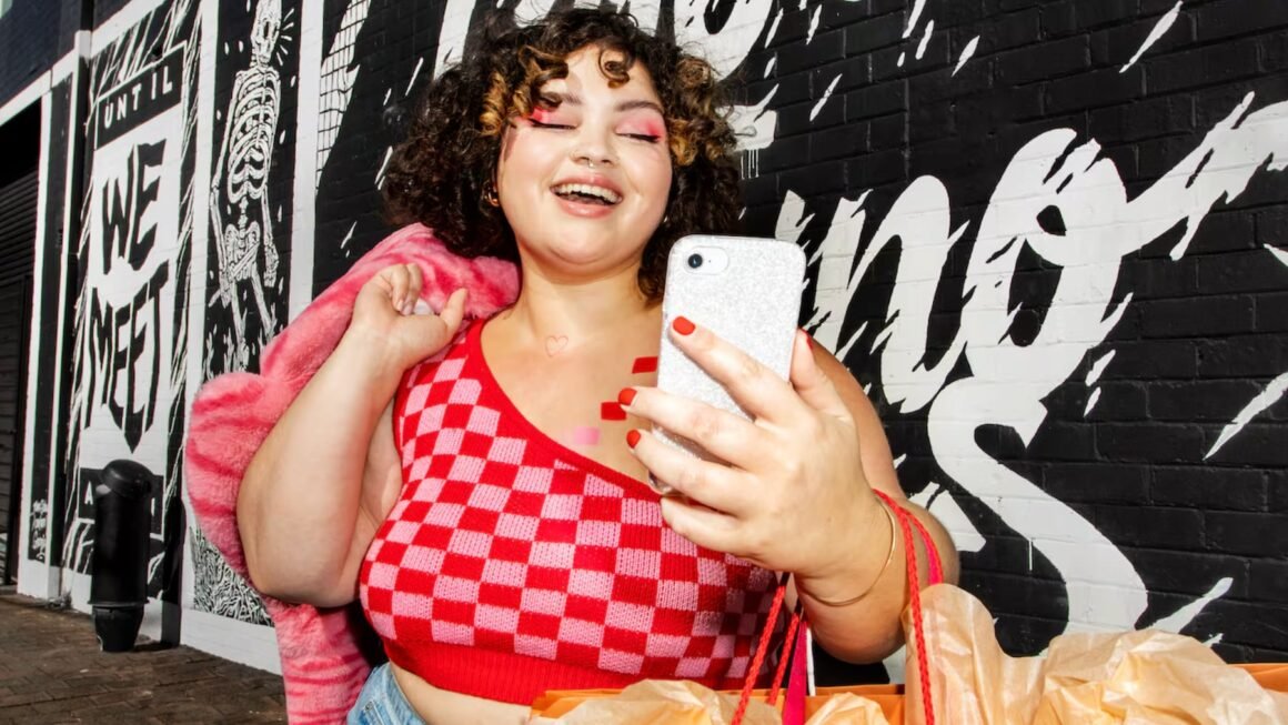 Britain Announces Sweeping Social Media Ban for Under-16s